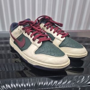 Men's NIKE DUNK LOW RETRO "FROM NIKE TO YOU" (FV8106-361) Sz. 9.5